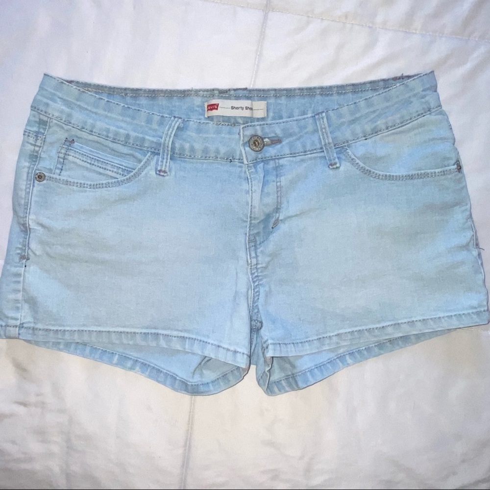 Levi Shorts